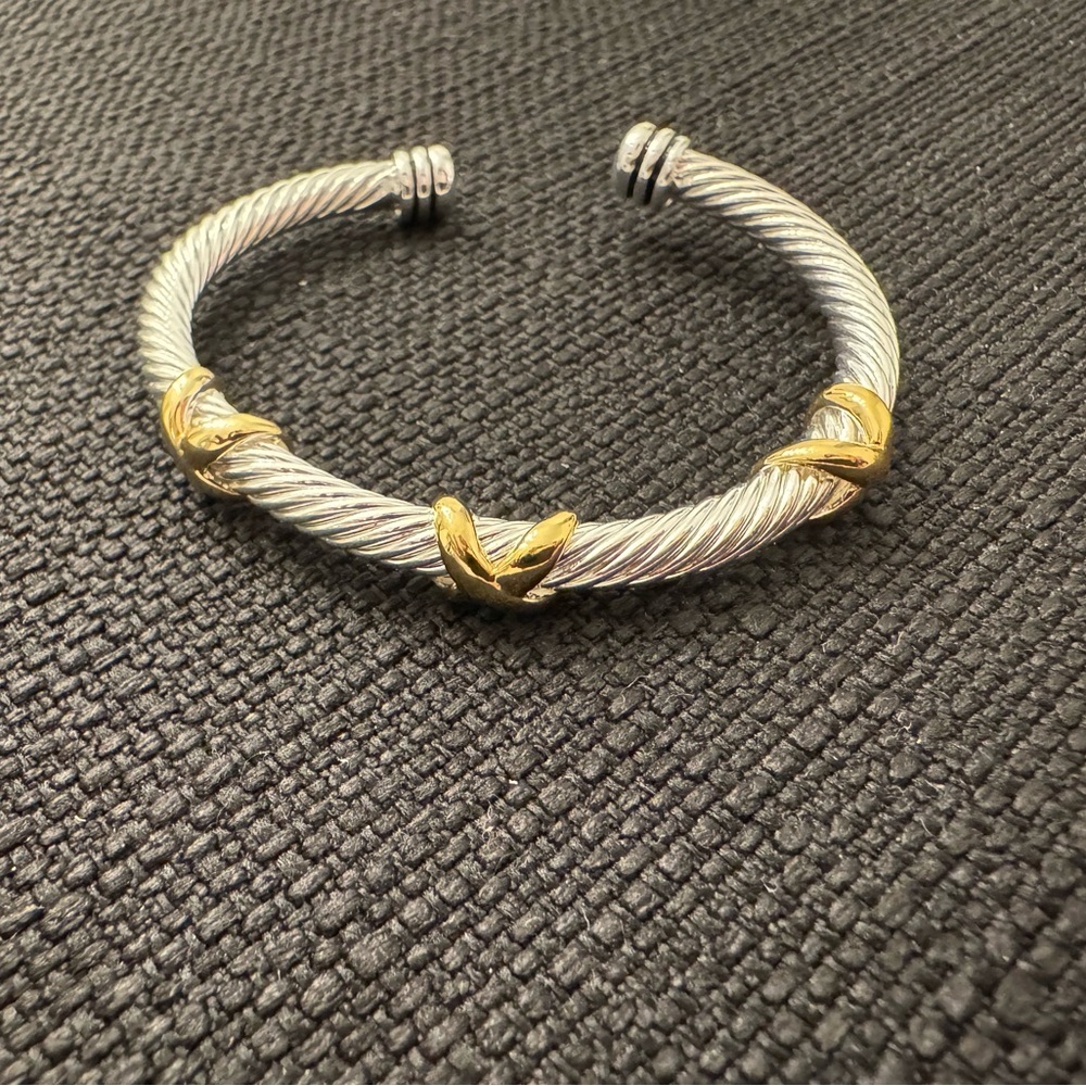 Elegant Silver and Gold Women's Bracelet